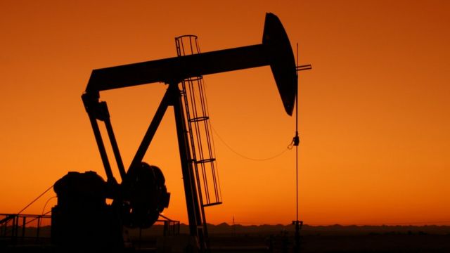 Cómo la crisis petrolera está impactando la economía global