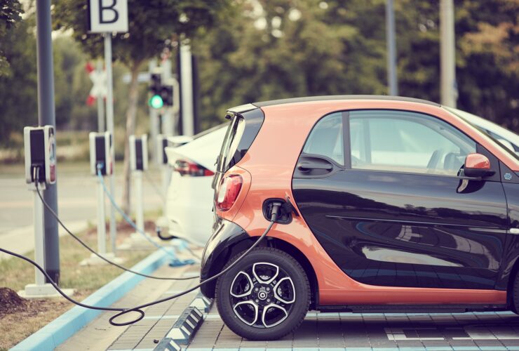 El futuro de los Coches y Energía Alternativa: ¿Un camino sostenible?